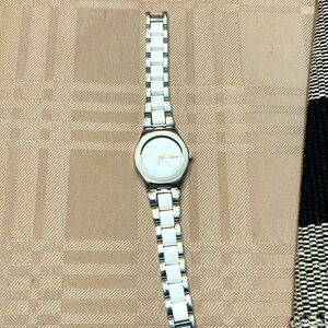 SWATCH IRONEY WHITE FACE NO NUMBER WATCH, needs cleaning, needs battery